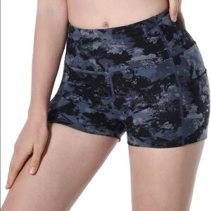 NWT-BLACK AND GRAY YOGA SHORTS BY HOUMOUS